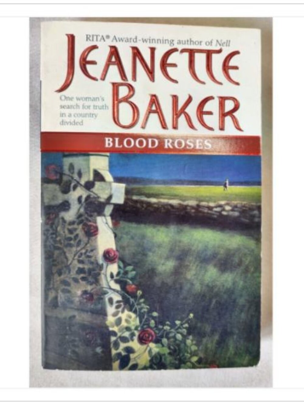 Blood Roses Jeanette Baker 2002 MIRA Paperback ISBN 1-55166-910-2